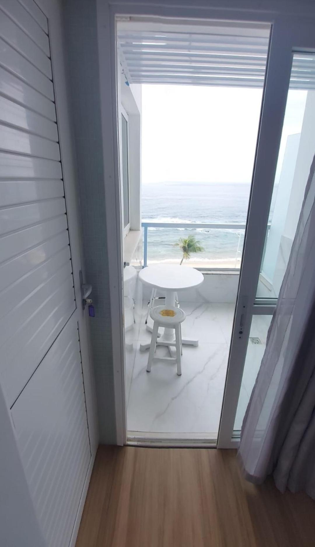 Apart-Hotel Na Praia Do Farol Da Barra ซัลวาดอร์ ภายนอก รูปภาพ